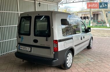Минивэн Opel Combo 2005 в Врадиевке