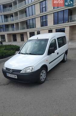 Минивэн Opel Combo 2002 в Киеве