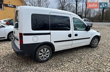 Минивэн Opel Combo 2005 в Коломые