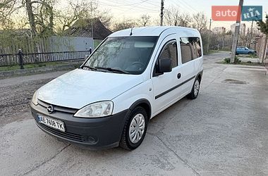 Минивэн Opel Combo 2005 в Днепре
