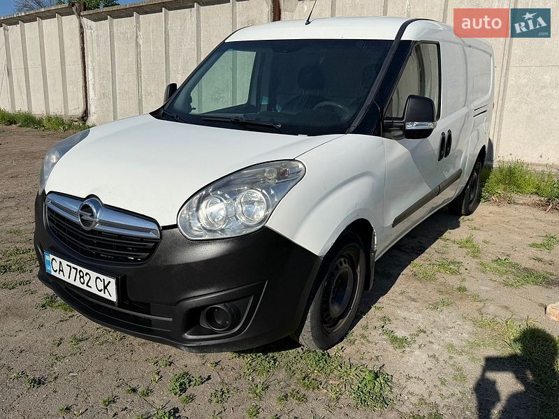 Грузовой фургон Opel Combo 2015 в Умани
