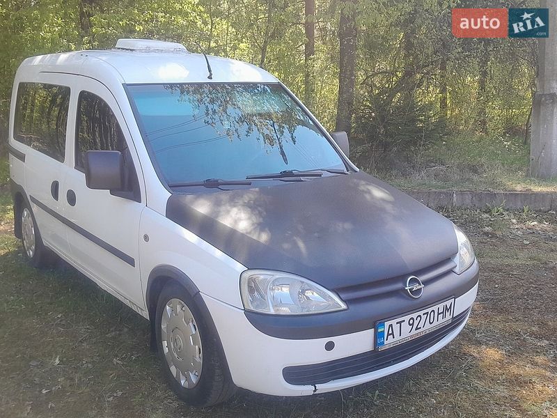Минивэн Opel Combo 2005 в Рожнятове
