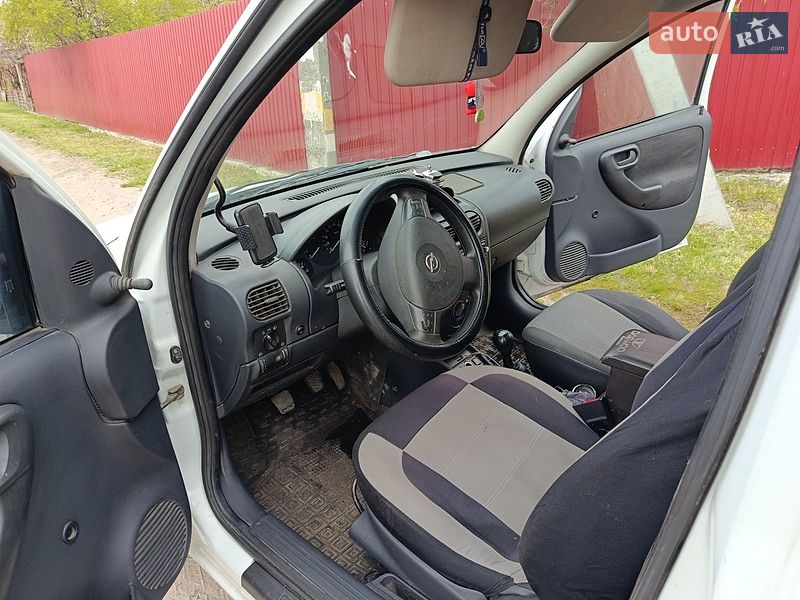 Минивэн Opel Combo 2005 в Черкассах