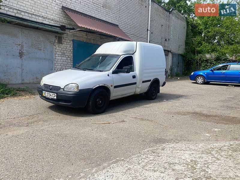 Вантажний фургон Opel Combo 1998 в Дніпрі