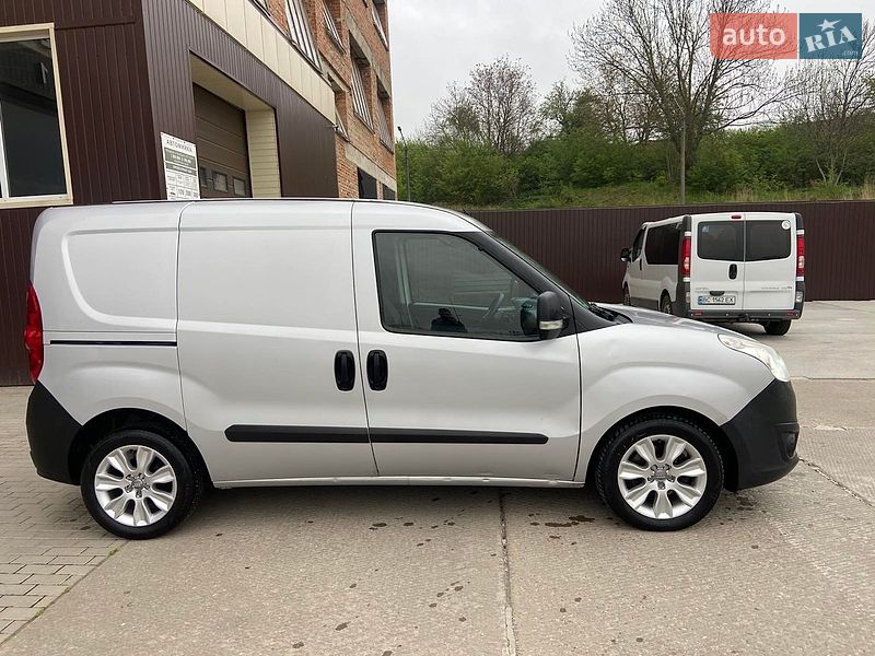Грузовой фургон Opel Combo 2014 в Ходорове