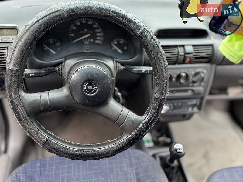 Мінівен Opel Combo 2000 в Луцьку