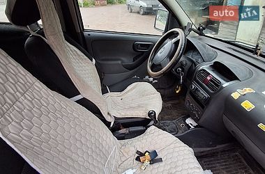 Минивэн Opel Combo 2004 в Мошнах