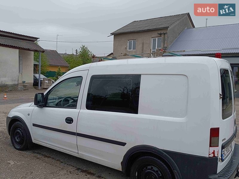 Минивэн Opel Combo 2006 в Рудки