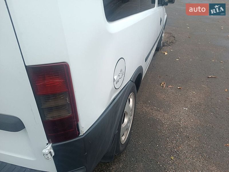 Минивэн Opel Combo 2009 в Киеве