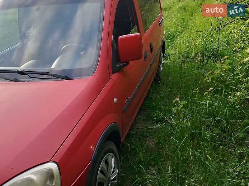 Мінівен Opel Combo 2004 в Тернополі фото Мінівен Opel Combo 2004 в Тернополі
