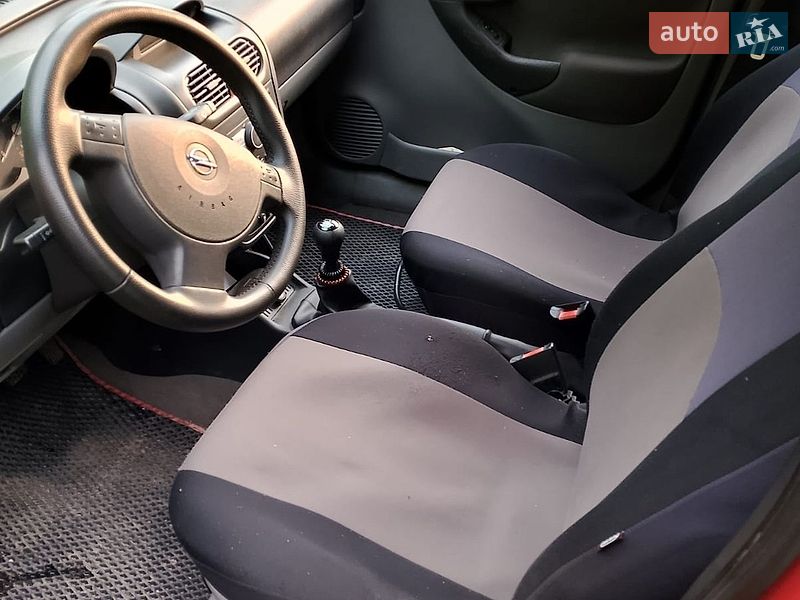 Мінівен Opel Combo 2004 в Тернополі фото 3 Мінівен Opel Combo 2004 в Тернополі