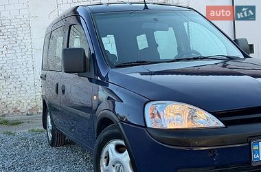 Минивэн Opel Combo 2003 в Дрогобыче