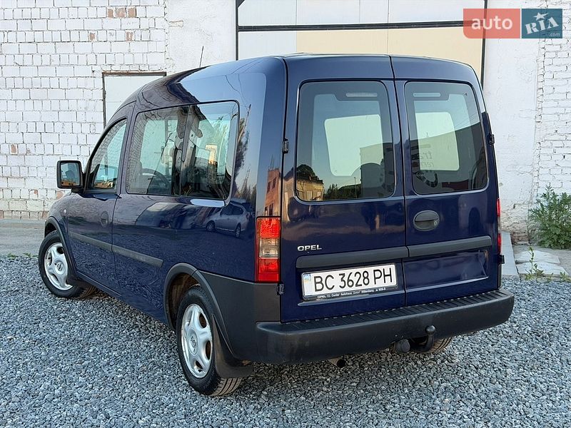 Минивэн Opel Combo 2003 в Дрогобыче