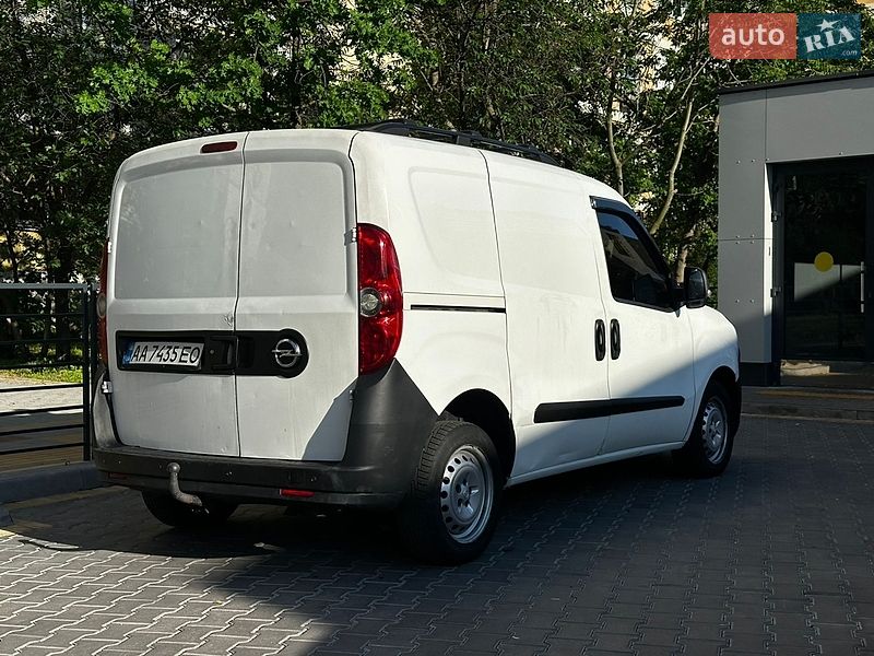 Грузовой фургон Opel Combo 2013 в Киеве