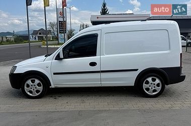 Мікроавтобус вантажний (до 3,5т) Opel Combo 2011 в Хусті