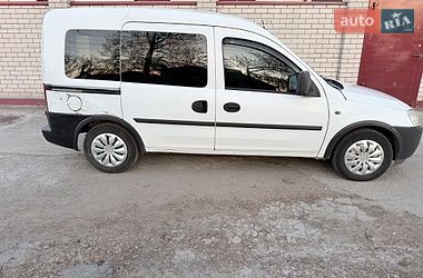 Мінівен Opel Combo 2005 в Дніпрі