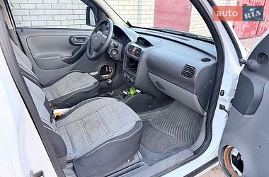 Мінівен Opel Combo 2005 в Дніпрі