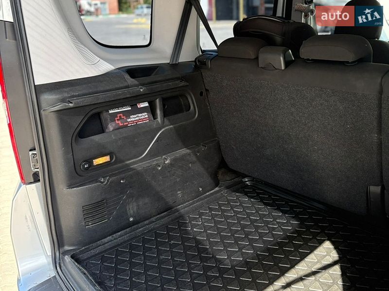 Мінівен Opel Combo 2016 в Бориславі