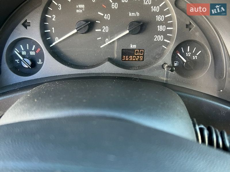 Вантажний фургон Opel Combo 2004 в Харкові