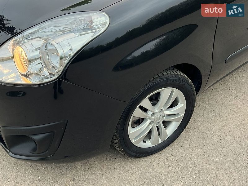 Мінівен Opel Combo 2012 в Дрогобичі