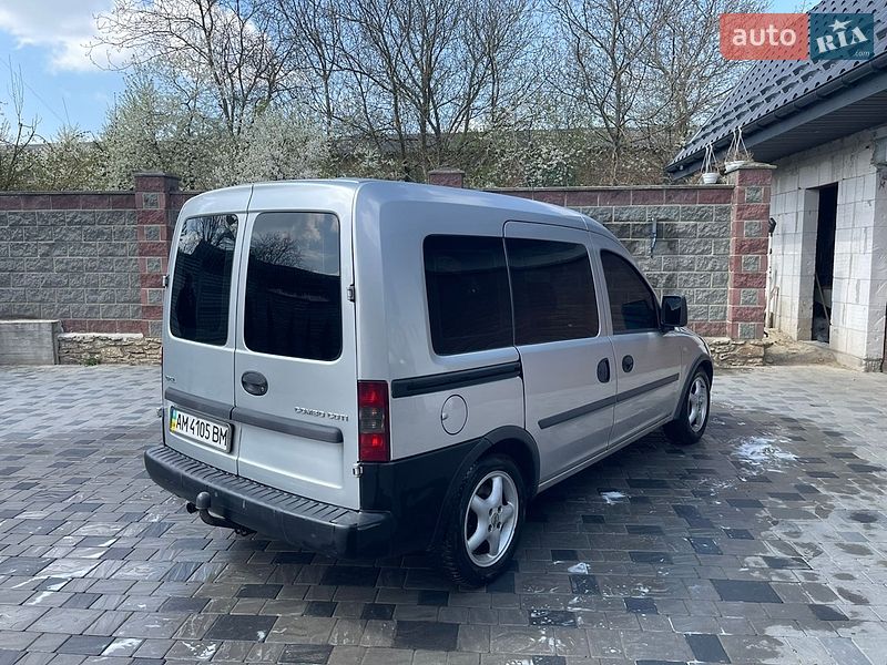Мінівен Opel Combo 2008 в Острозі фото 6 Мінівен Opel Combo 2008 в Острозі