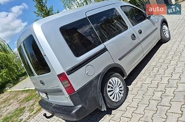 Мінівен Opel Combo 2006 в Чернівцях