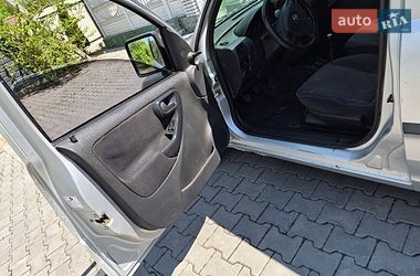 Мінівен Opel Combo 2006 в Чернівцях