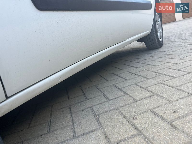 Грузовой фургон Opel Combo 2017 в Обухове