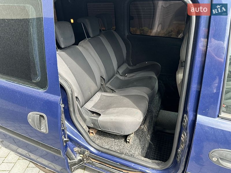 Мінівен Opel Combo 2006 в Івано-Франківську фото 9 Мінівен Opel Combo 2006 в Івано-Франківську