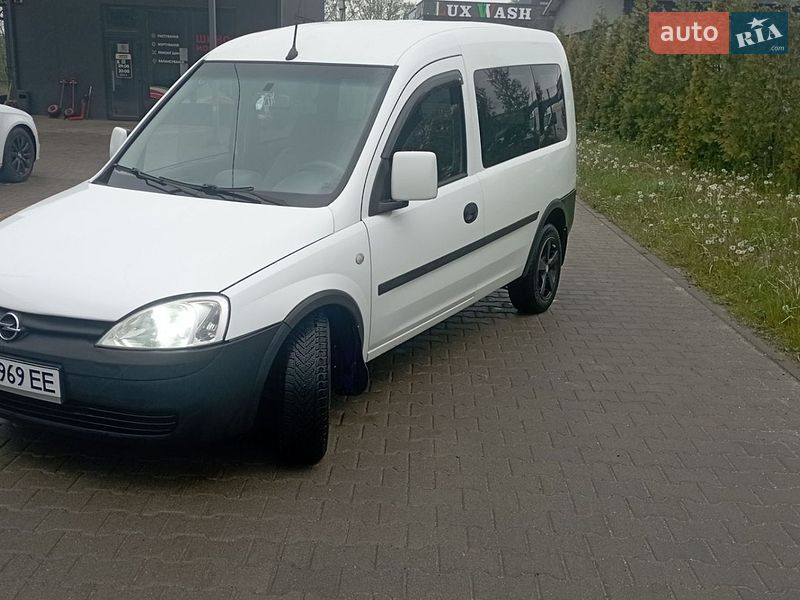 Мінівен Opel Combo 2004 в Львові фото 19 Мінівен Opel Combo 2004 в Львові