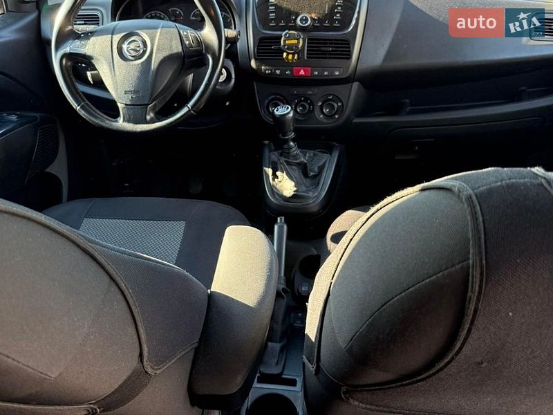 Мінівен Opel Combo 2017 в Києві фото 16 Мінівен Opel Combo 2017 в Києві