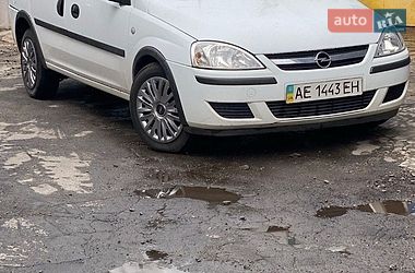 Вантажний фургон Opel Combo 2010 в Кривому Розі