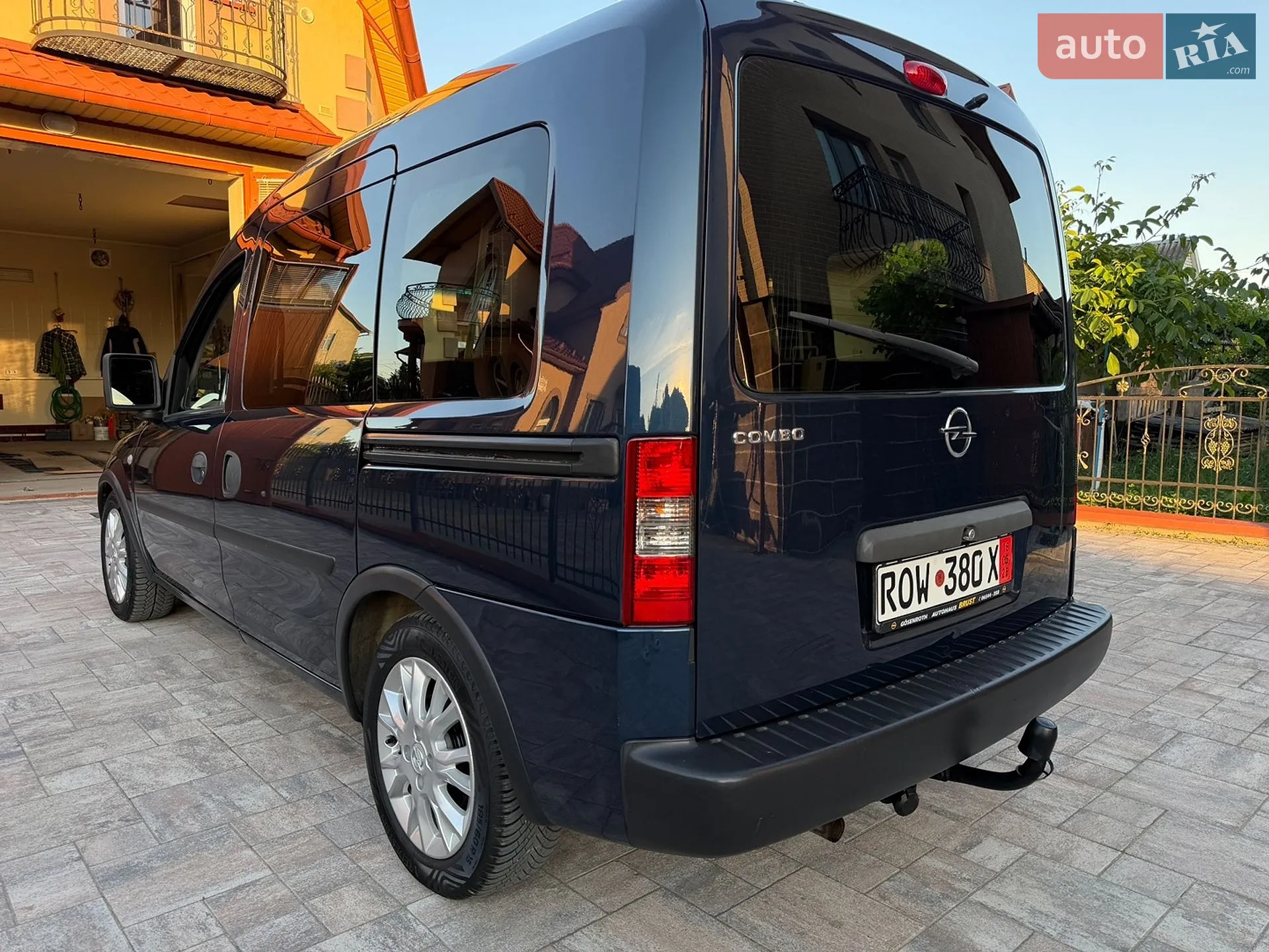 2010 Opel Combo - мініатюра 10