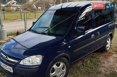Мінівен Opel Combo 2011 в Міжгір'ї