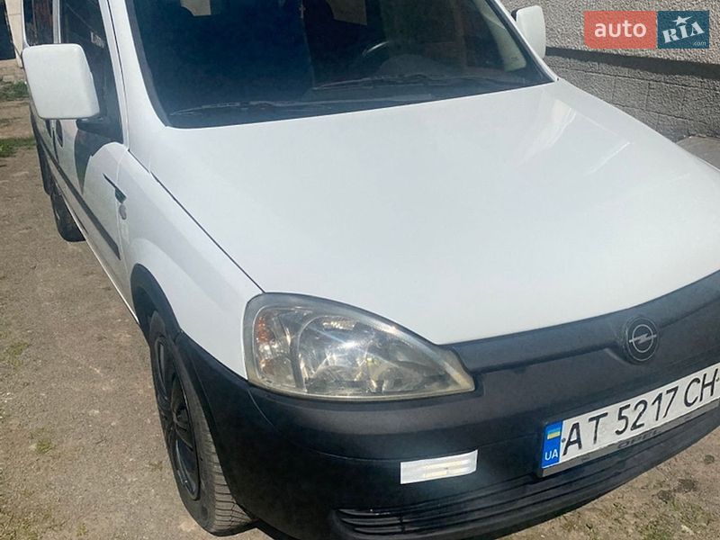 Минивэн Opel Combo 2006 в Коломые