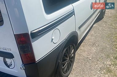 Минивэн Opel Combo 2006 в Коломые