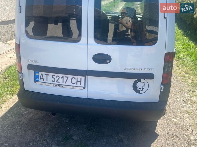 Минивэн Opel Combo 2006 в Коломые