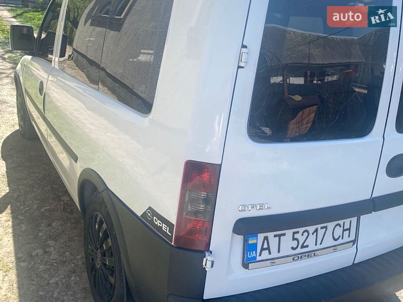 Минивэн Opel Combo 2006 в Коломые