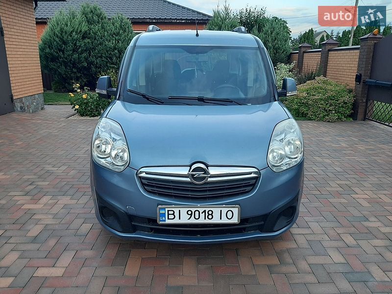 Минивэн Opel Combo 2011 в Полтаве