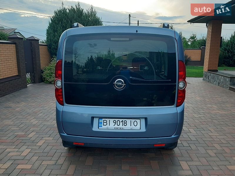 Минивэн Opel Combo 2011 в Полтаве
