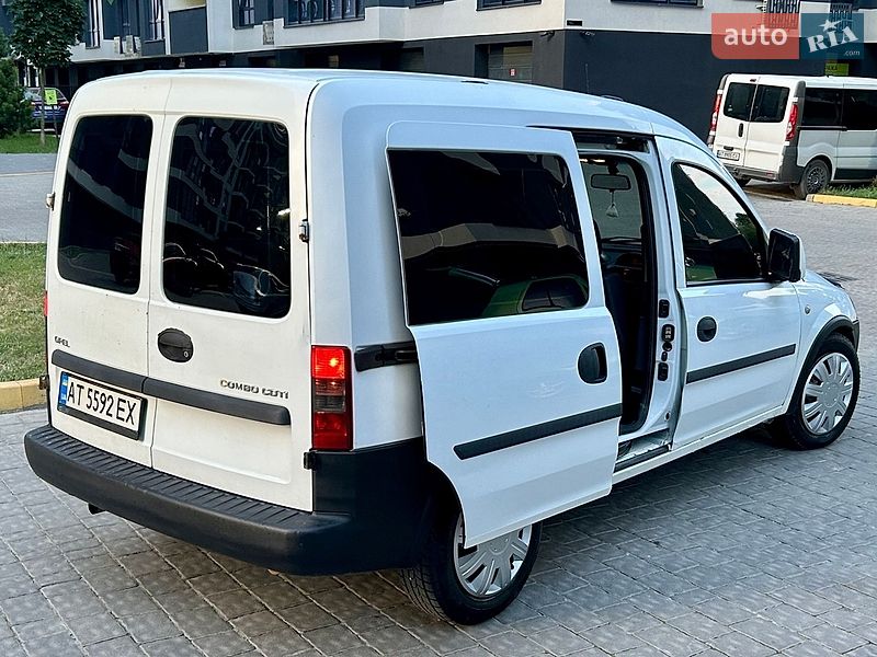 Мінівен Opel Combo 2004 в Івано-Франківську фото 13 Мінівен Opel Combo 2004 в Івано-Франківську