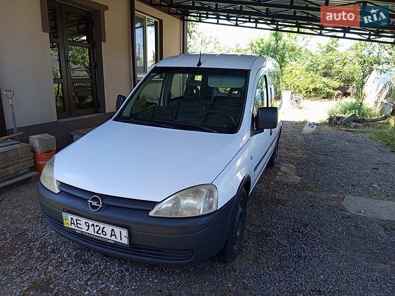 Минивэн Opel Combo 2008 в Черноморске