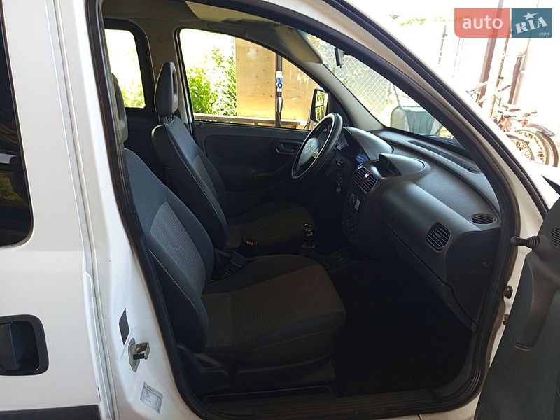 Мінівен Opel Combo 2008 в Чорноморську