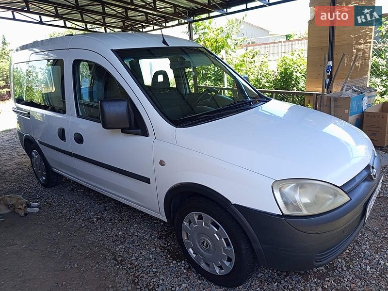 Минивэн Opel Combo 2008 в Черноморске
