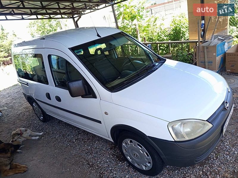 Минивэн Opel Combo 2008 в Черноморске
