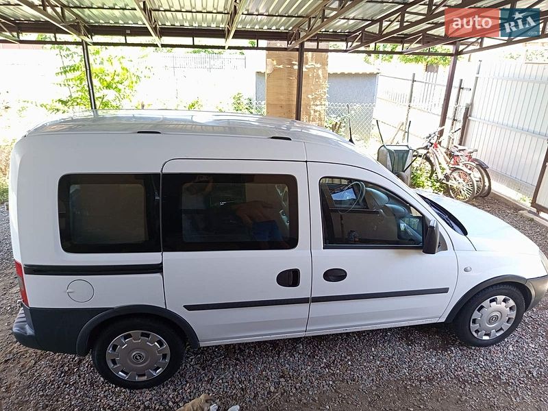 Мінівен Opel Combo 2008 в Чорноморську