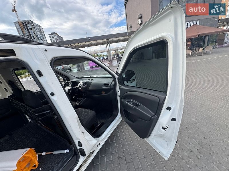 Грузовой фургон Opel Combo 2013 в Киеве