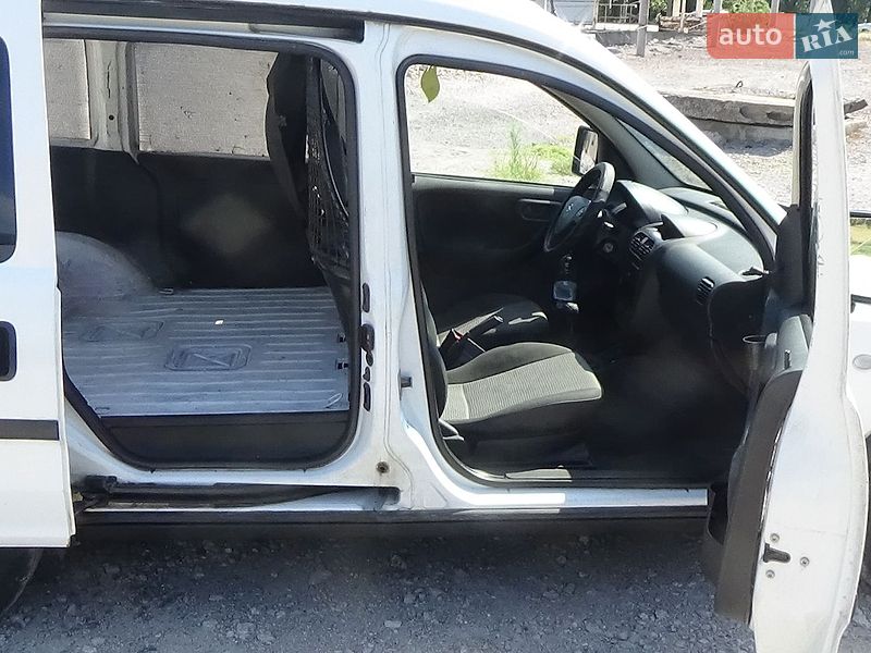 Грузовой фургон Opel Combo 2007 в Запорожье