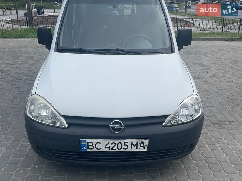 Opel Combo 2005