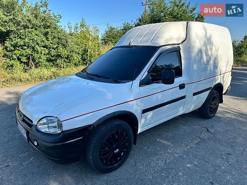Вантажний фургон Opel Combo 1996 в Тульчині
